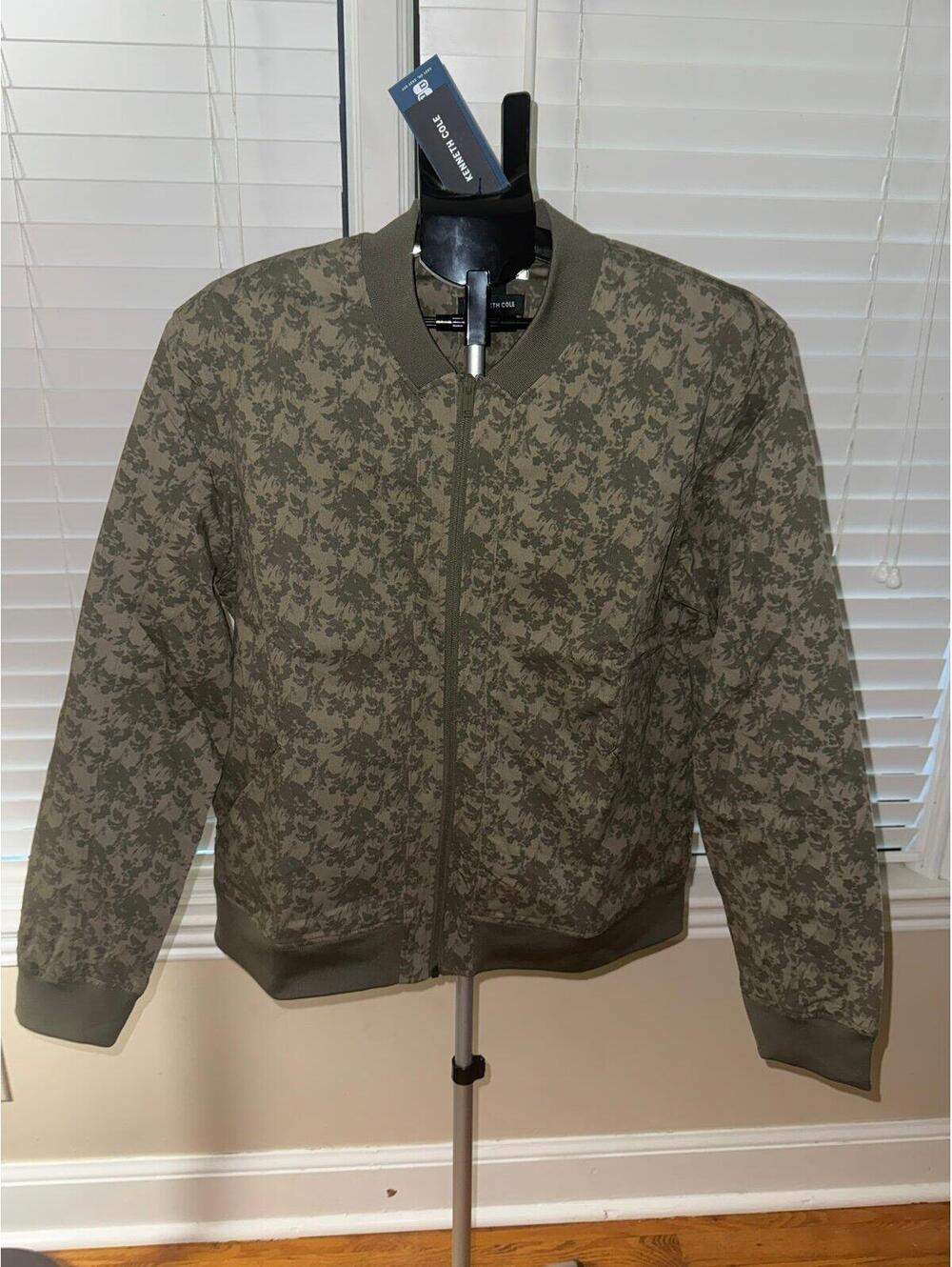 Kenneth Cole Men’s Bomber Jacket XL Olive Floral Camo Full Zip Lightweight NWT